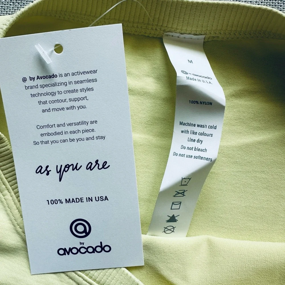 A By Avocado Seamless Crop Long Sleeve Shirt - Picture 3 of 4